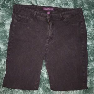 Plus Size Black Capri Jeans
